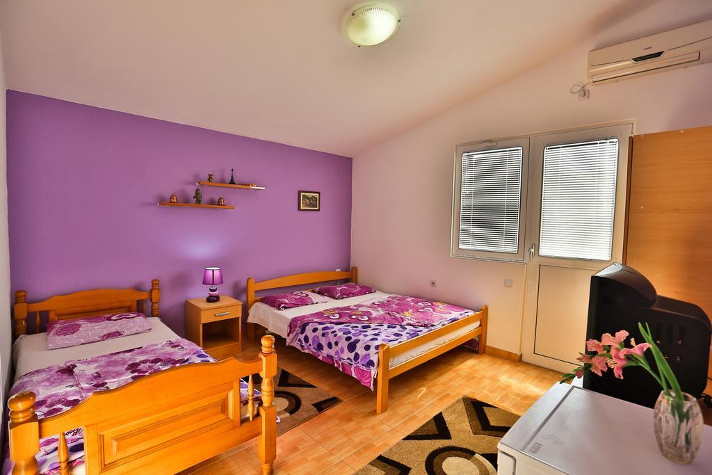 Apartments Vitic Sutomore Room photo